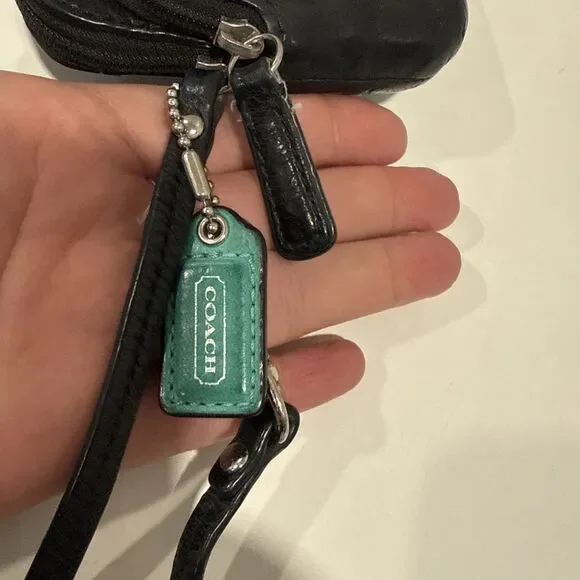 Coach Wristlet Black Leather Wallet Double Zip Striped Legacy Satin Lining 8x4 - Picture 13 of 16